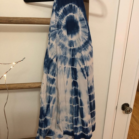 American Eagle Blue tie-dye halter dress - Picture 2 of 4